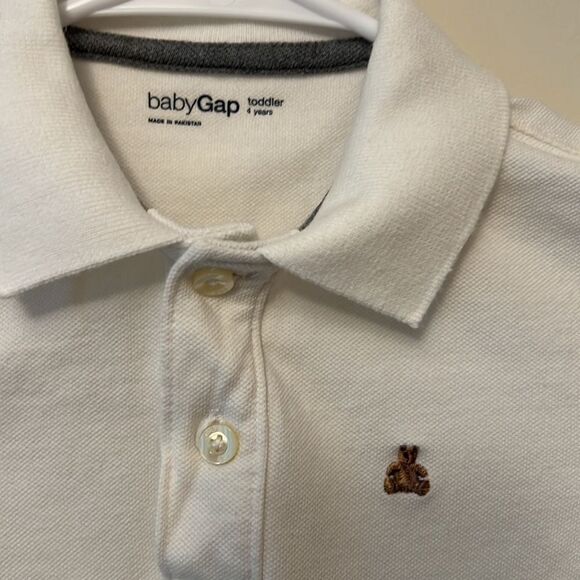 BabyGap size toddler 4 years white polo. - Picture 2 of 4